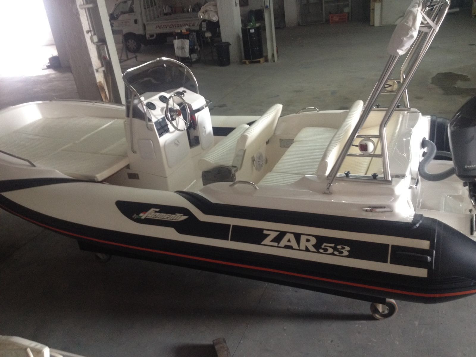 <<< VENDUTO >>> ZAR 53 (12) + 115 YAMAHA 4T (14)<br><a href=dettaglio.aspx?Id=24 >VAI ALLA SCHEDA</a>